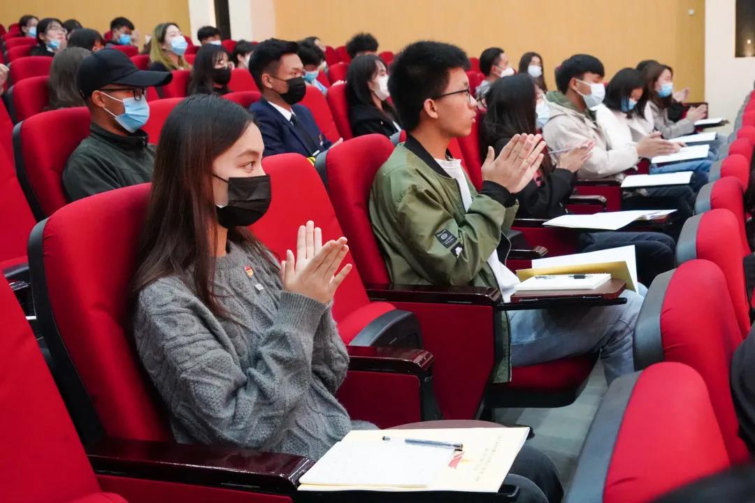 雲南工商學院第八期青年馬克思主義者培養工程開班